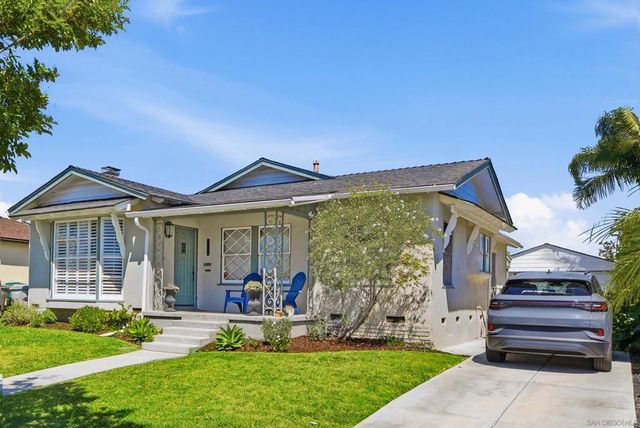 4707 Constance Dr, San Diego, CA 92115