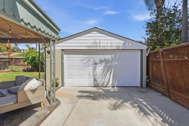 4707 Constance Dr, San Diego, CA 92115