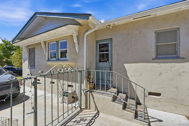 4707 Constance Dr, San Diego, CA 92115