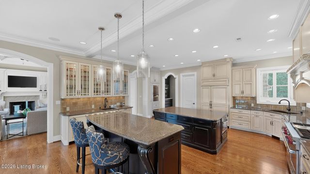 5706 Harrods Glen Dr, Prospect, KY 40059