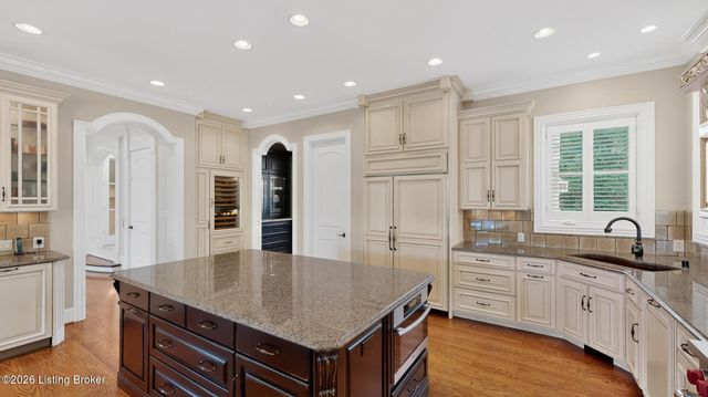 5706 Harrods Glen Dr, Prospect, KY 40059