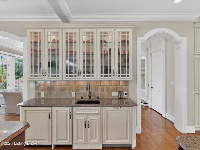 5706 Harrods Glen Dr, Prospect, KY 40059