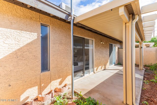 3033 N 37TH Street 1, Phoenix, AZ 85018