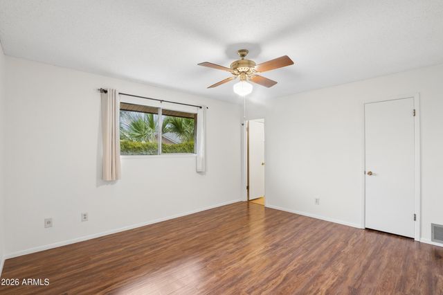 1014 E BALBOA Circle, Tempe, AZ 85282