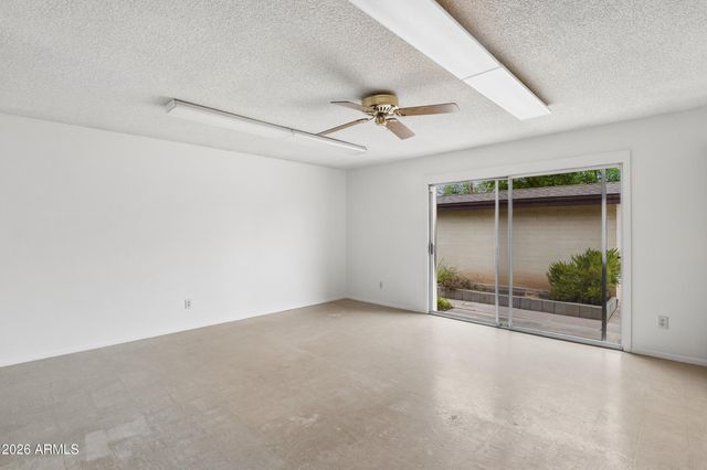 1014 E BALBOA Circle, Tempe, AZ 85282