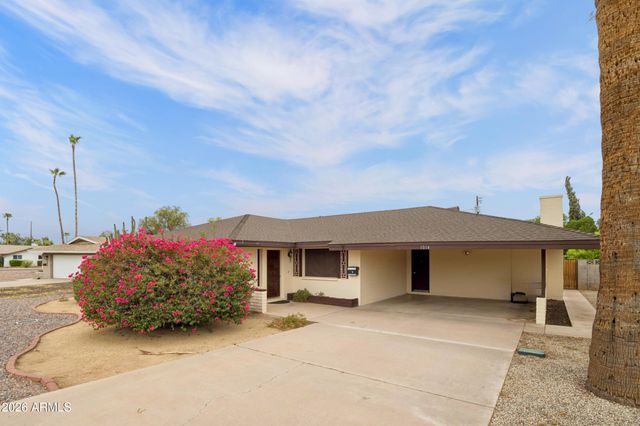 1014 E BALBOA Circle, Tempe, AZ 85282