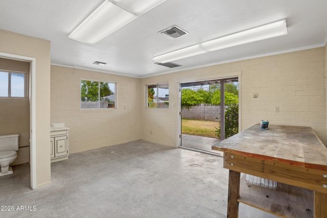 1014 E BALBOA Circle, Tempe, AZ 85282