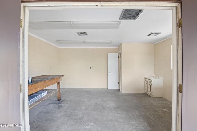 1014 E BALBOA Circle, Tempe, AZ 85282