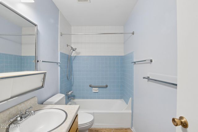 1014 E BALBOA Circle, Tempe, AZ 85282