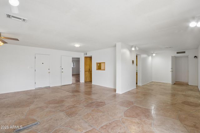 1014 E BALBOA Circle, Tempe, AZ 85282