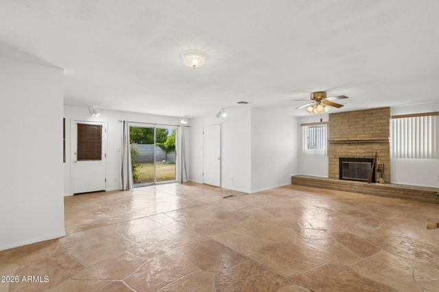 1014 E BALBOA Circle, Tempe, AZ 85282