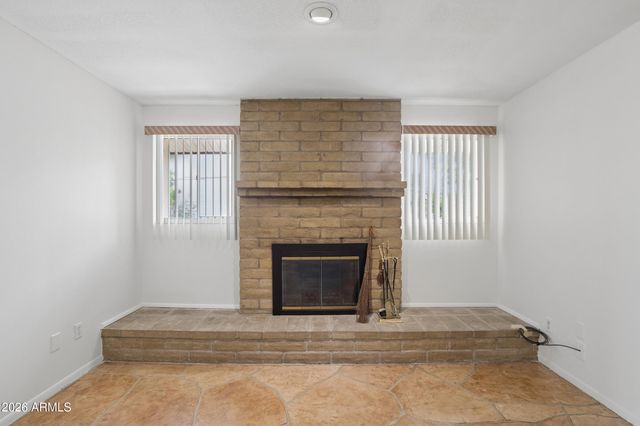 1014 E BALBOA Circle, Tempe, AZ 85282