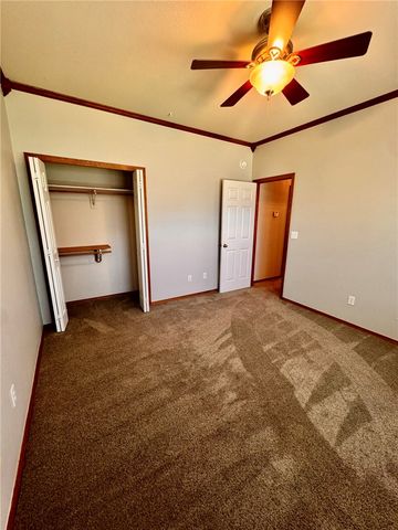3802 SW Maple Road, Bentonville, AR 72712