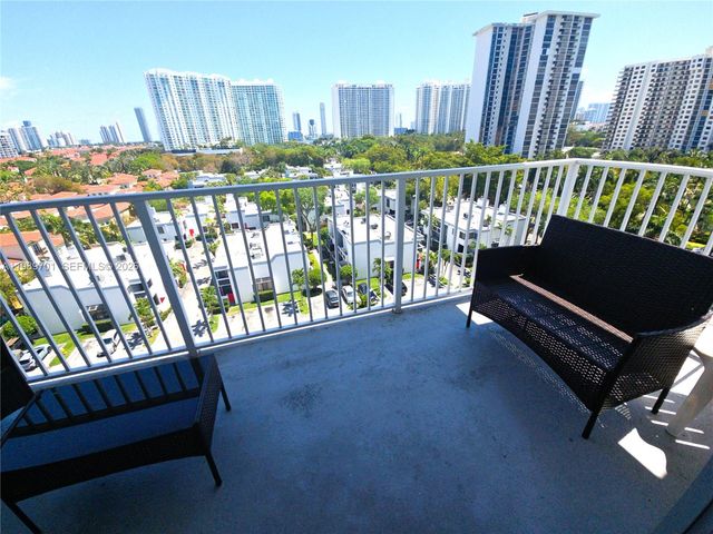 2851 NE 183rd St 905E, Aventura, FL 33160