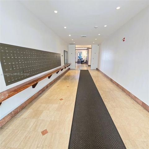 2851 NE 183rd St 905E, Aventura, FL 33160