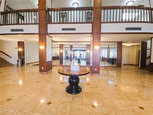 2851 NE 183rd St 905E, Aventura, FL 33160