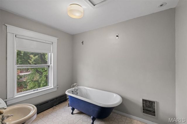 739 Radcliffe Avenue, University City, MO 63130