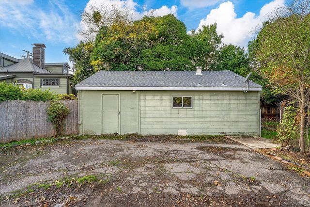 751 Verano Ave, Sonoma, CA 95476