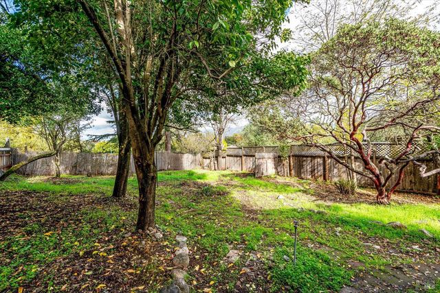 751 Verano Ave, Sonoma, CA 95476