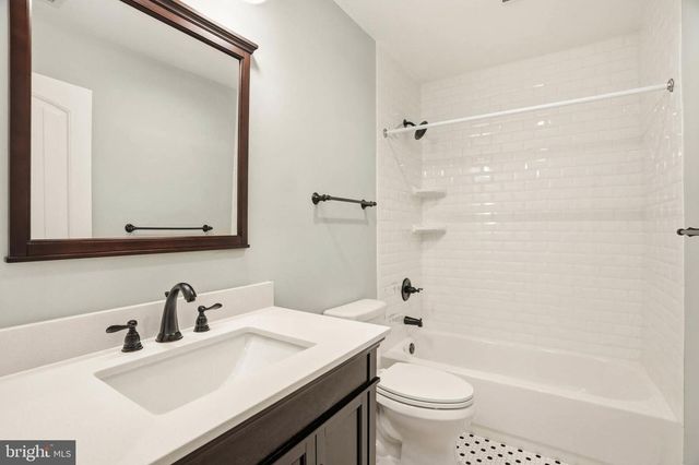 8875 CARROLLTON AVE, Savage, MD 20763