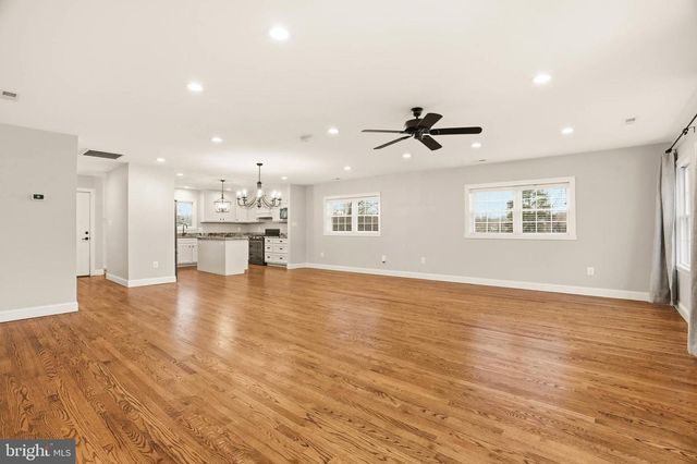 8875 CARROLLTON AVE, Savage, MD 20763