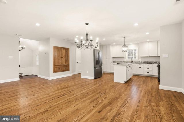 8875 CARROLLTON AVE, Savage, MD 20763