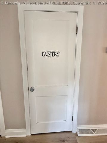 910 Cross Lanes Drive, Cross Lanes, WV 25313