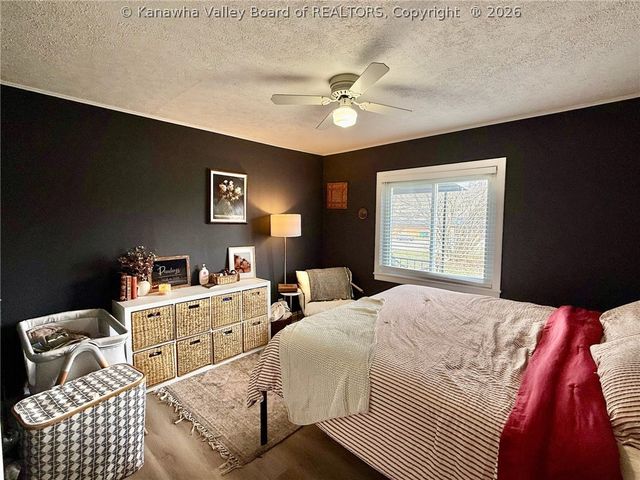 910 Cross Lanes Drive, Cross Lanes, WV 25313