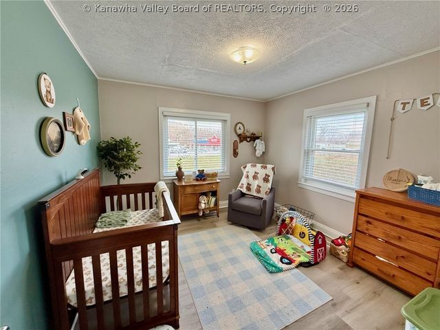 910 Cross Lanes Drive, Cross Lanes, WV 25313