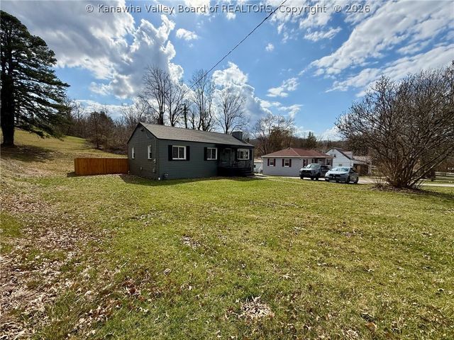 910 Cross Lanes Drive, Cross Lanes, WV 25313