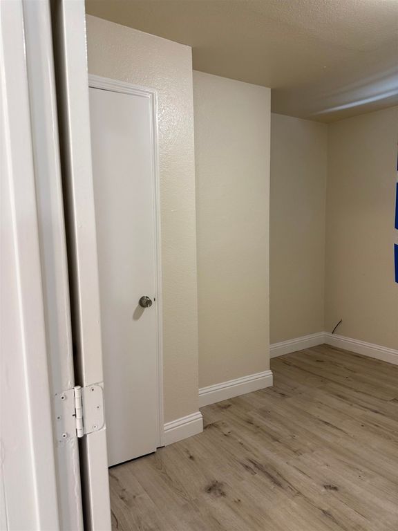 Image 4 of property listing at 2416 Linden Street, Oakland, CA 94607