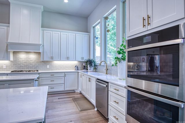 37 Elcano Drive, Hot Springs Village, AR 71909