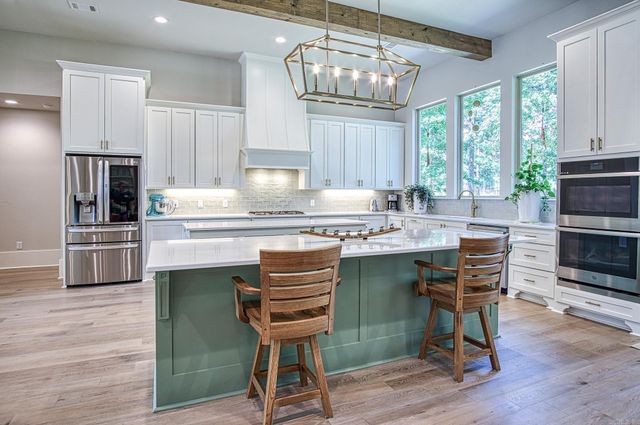 37 Elcano Drive, Hot Springs Village, AR 71909