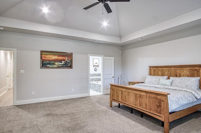 37 Elcano Drive, Hot Springs Village, AR 71909