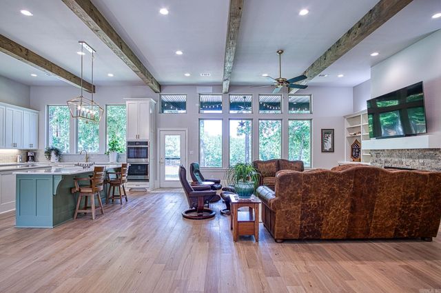 37 Elcano Drive, Hot Springs Village, AR 71909