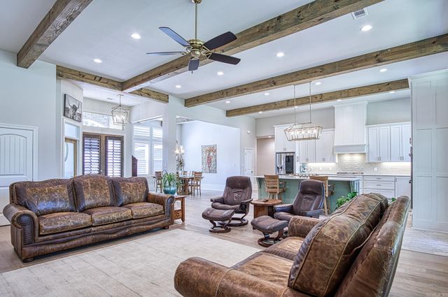 37 Elcano Drive, Hot Springs Village, AR 71909