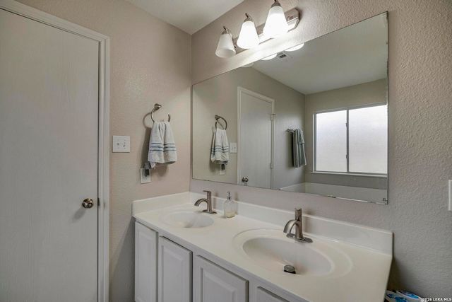 8422 Parkdale, San Antonio, TX 78249