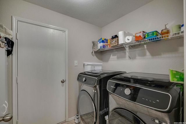 8422 Parkdale, San Antonio, TX 78249