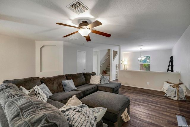8422 Parkdale, San Antonio, TX 78249