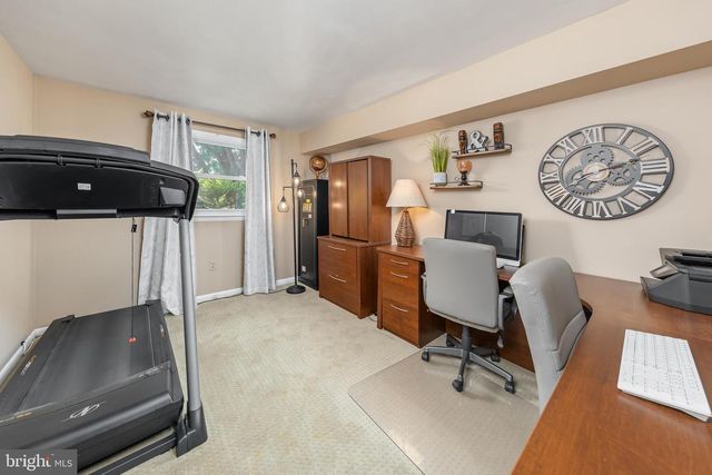 15 CLEMSON RD, Cherry Hill, NJ 08034