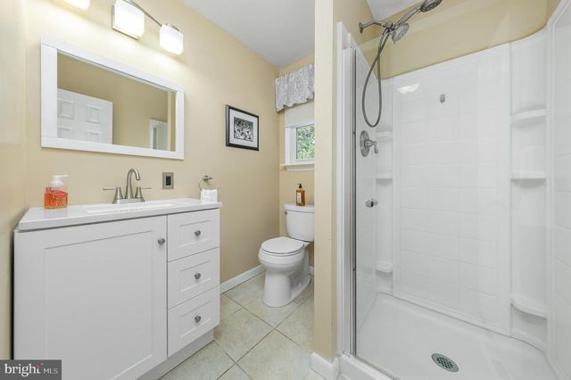 15 CLEMSON RD, Cherry Hill, NJ 08034