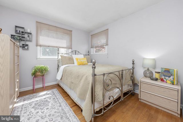 15 CLEMSON RD, Cherry Hill, NJ 08034