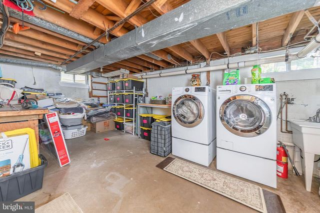 15 CLEMSON RD, Cherry Hill, NJ 08034