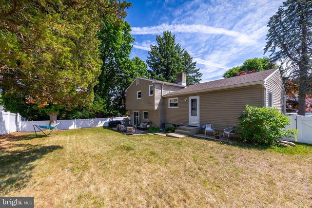 15 CLEMSON RD, Cherry Hill, NJ 08034