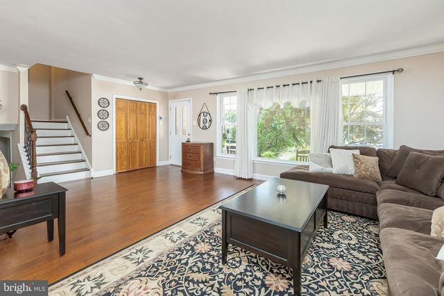 15 CLEMSON RD, Cherry Hill, NJ 08034