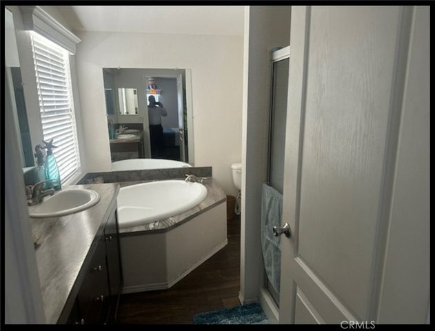 3424 WASHINGTON Avenue W 309, Santa Ana, CA 92703