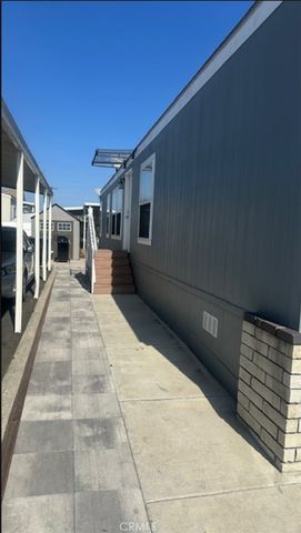 3424 WASHINGTON Avenue W 309, Santa Ana, CA 92703