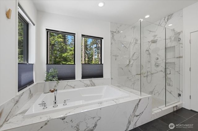 7416 Lake Alice Road SE, Fall City, WA 98024