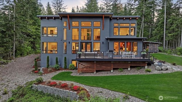 7416 Lake Alice Road SE, Fall City, WA 98024