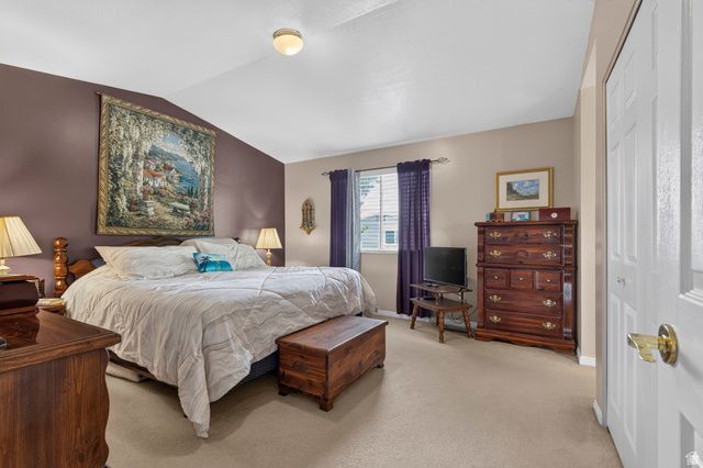 866 N 325 W, Kaysville, UT 84037